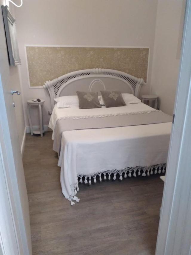 Leodi Bed & Breakfast Lecce Ngoại thất bức ảnh